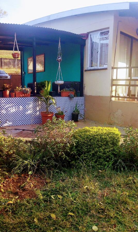 Otentik Guesthouse 음바바네 외부 사진